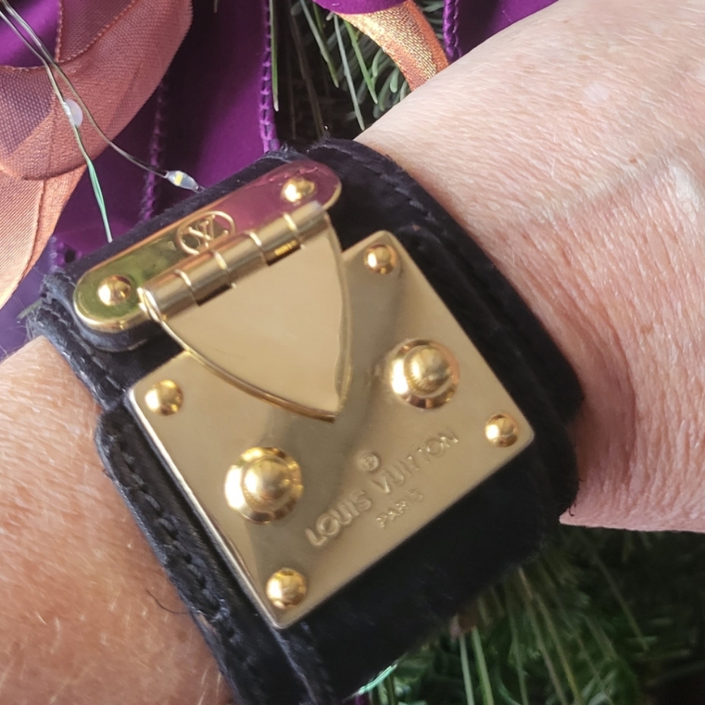 Louis Vuitton Black Leather Cuff Bracelet with Gold Hardware - Picture 2 of 6